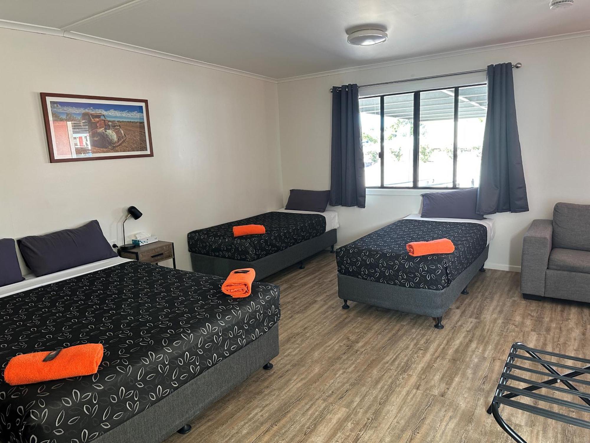 Winton Outback Motel Exterior foto